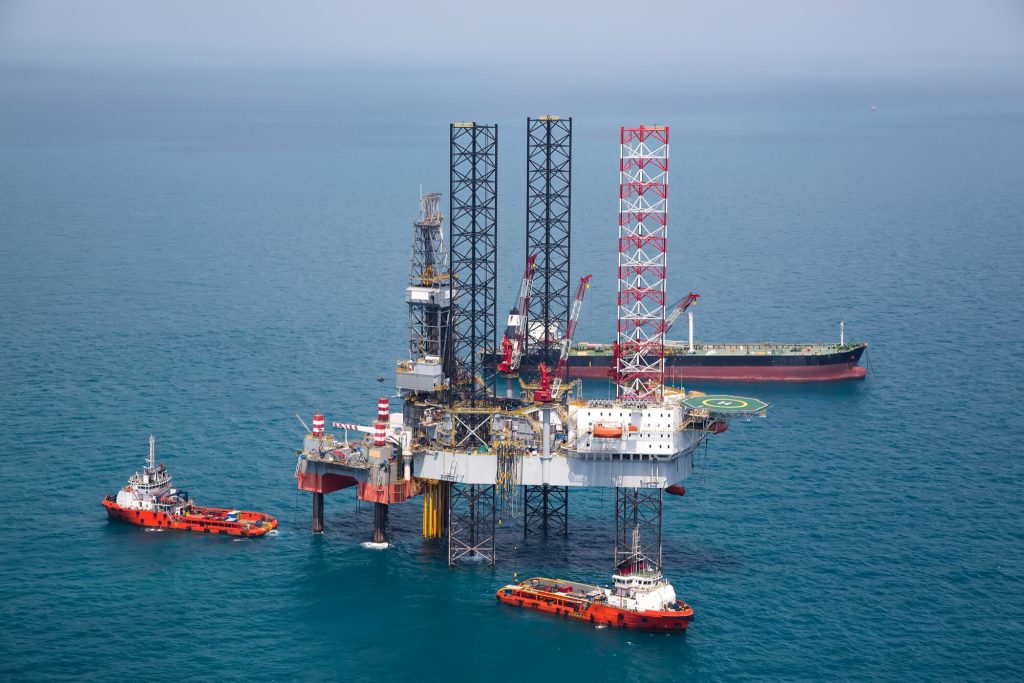 Contact Us: Get In Touch​ with EET for Offshore Projects in Malaysia